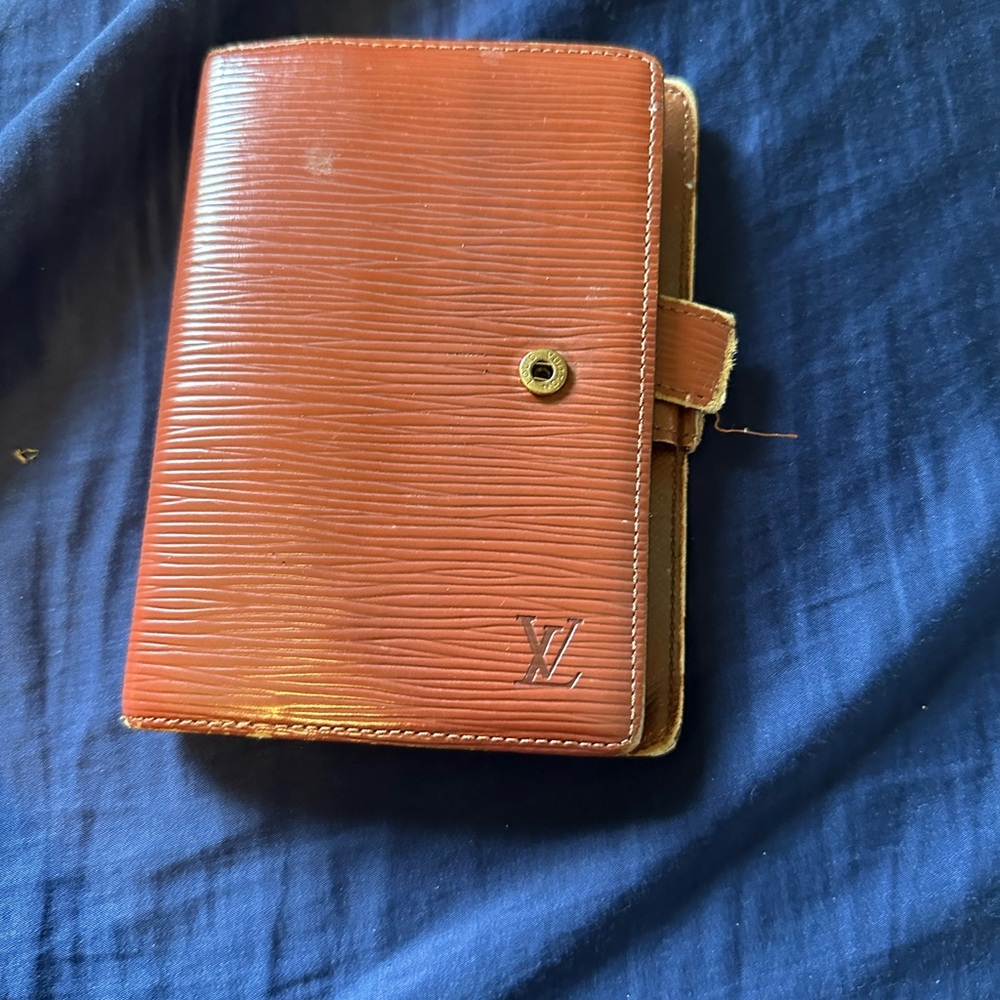 Louis Vuitton Epi Agenda